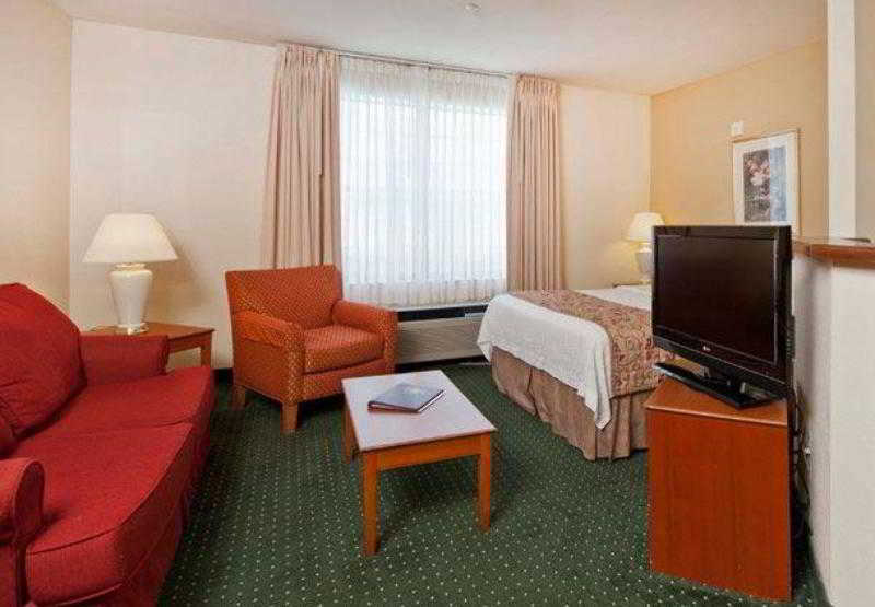 Towneplace Suites Charlotte University Research Park Esterno foto