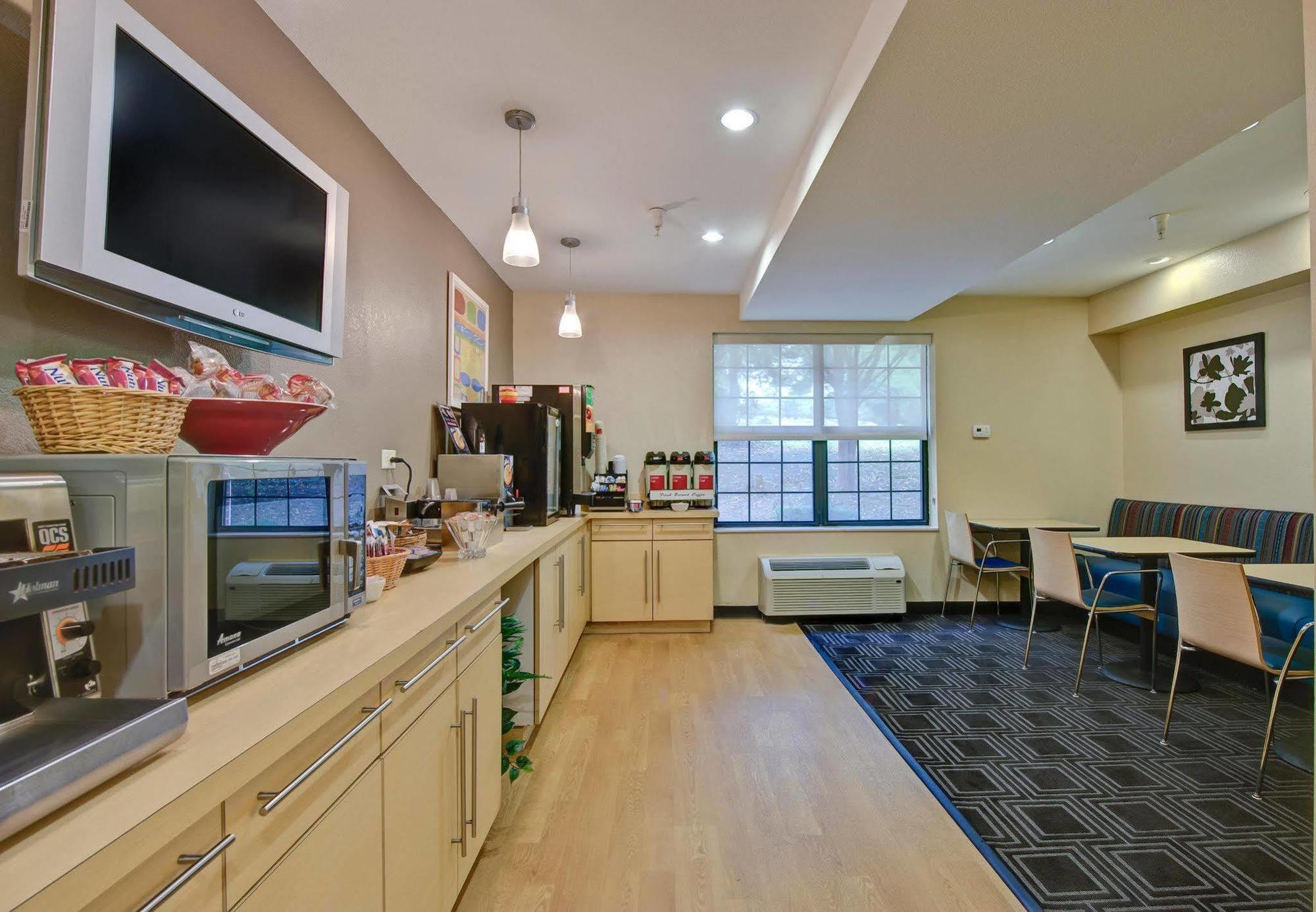 Towneplace Suites Charlotte University Research Park Esterno foto